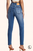 Calça Mom Jeans Cintinho Leila 